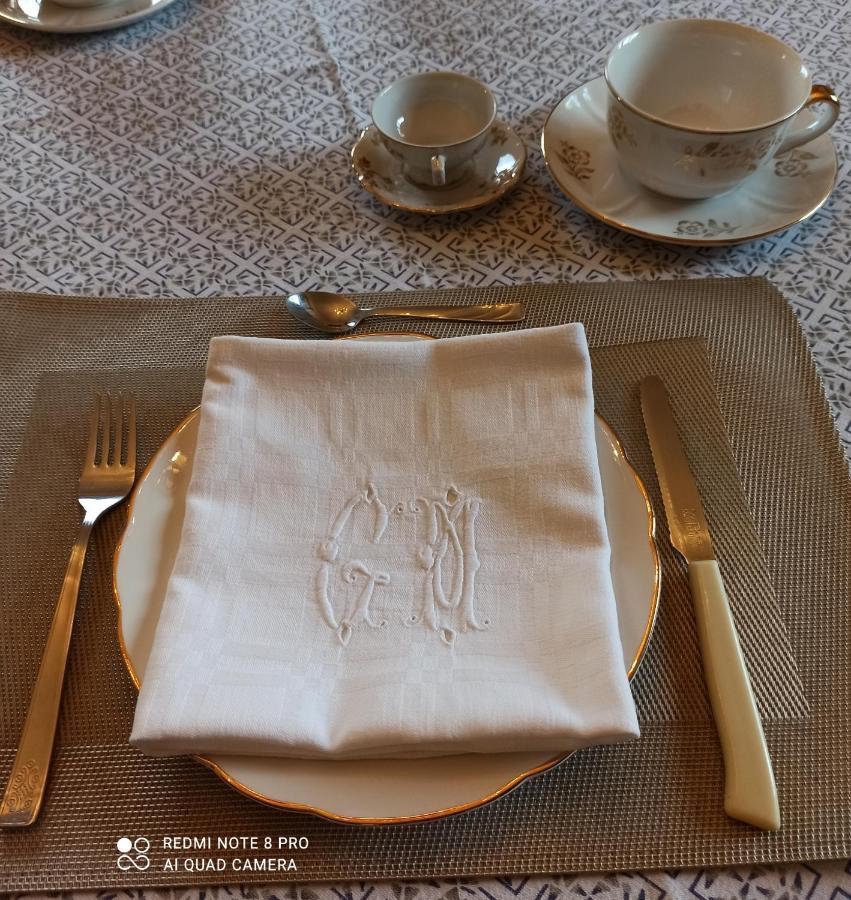 D'Or Duble' Bed And Breakfast Carignano  Екстер'єр фото